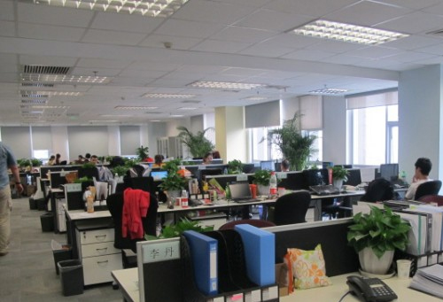 高低壓開關(guān)柜通電試驗(yàn)臺適用于高低壓開關(guān)柜生產(chǎn)廠家對所生產(chǎn)的高低壓開關(guān)柜進(jìn)行出廠前的各項通電試驗(yàn):高低壓開關(guān)柜
